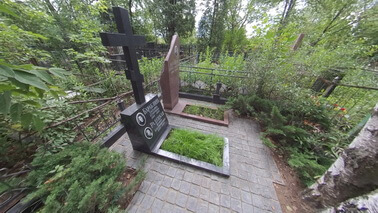 Обустройство могилы на кладбищах Кириши - Помни Всегда
